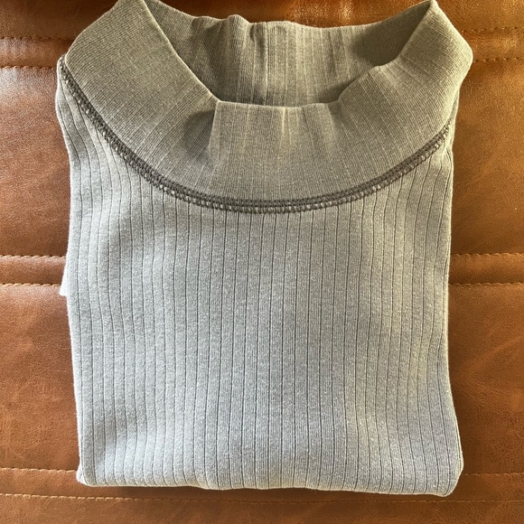 FREE PEOPLE gray basic top - Picture 4 of 4